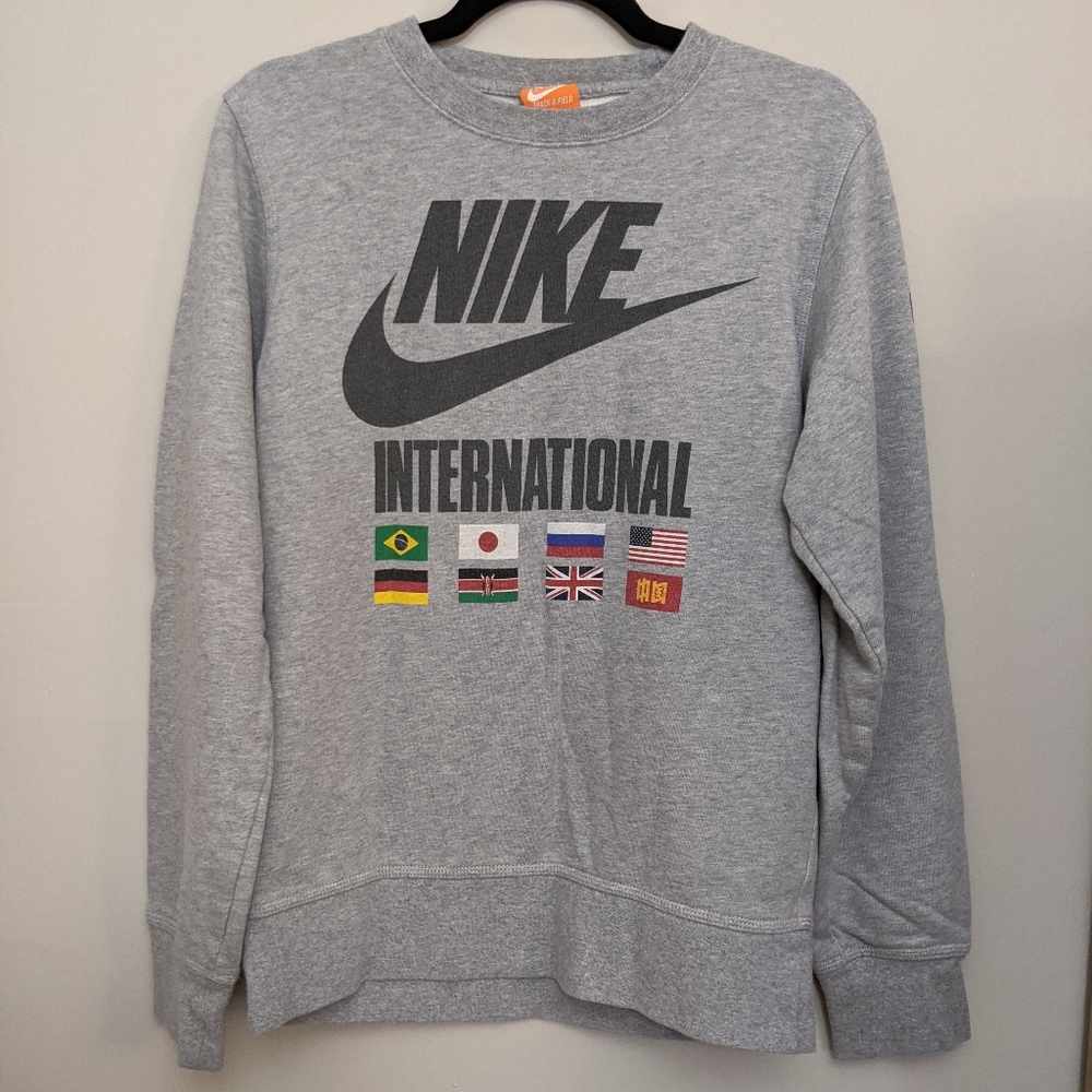 Nike international crewneck sweatshirt